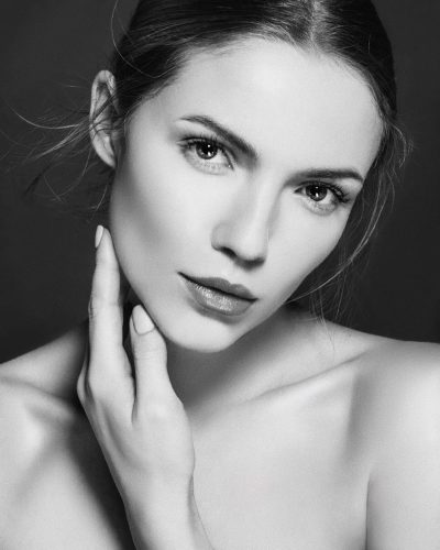 VICTORIA-WOMEN-MODEL-FREELANCEMODELAGENCY-1